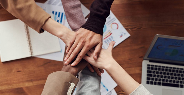 美容品牌定位公司有哪些？廣告語怎么寫？