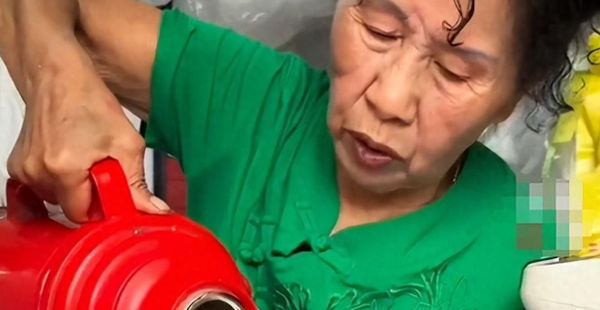 南京阿姨帶火雀巢咖啡，品牌方緊急上架同款