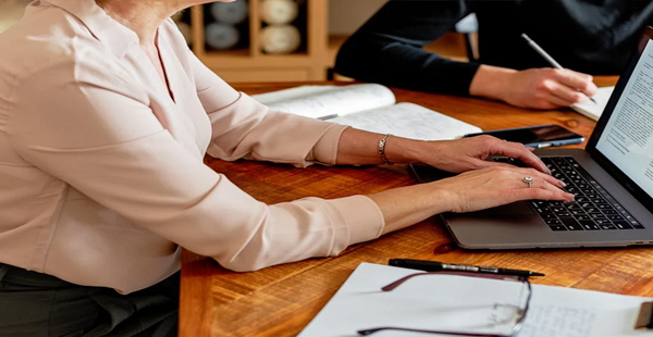 公司品牌戰(zhàn)略怎么規(guī)劃？制定考慮哪些內(nèi)容？